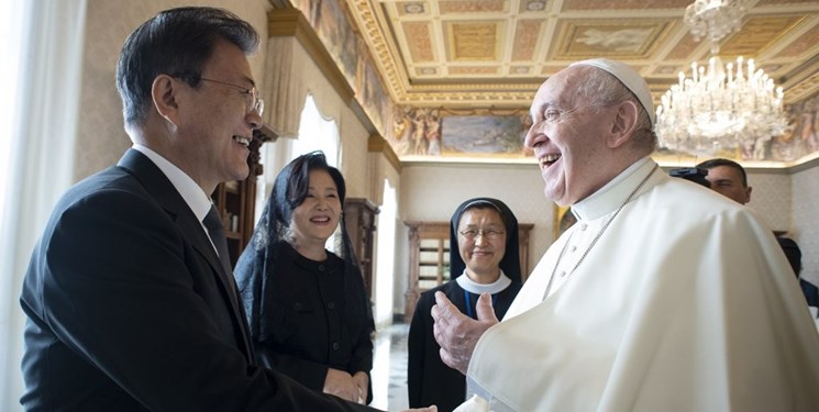 درخواست سئول از پیونگ یانگ برای دعوت از پاپ برای سفر به کره شمالی