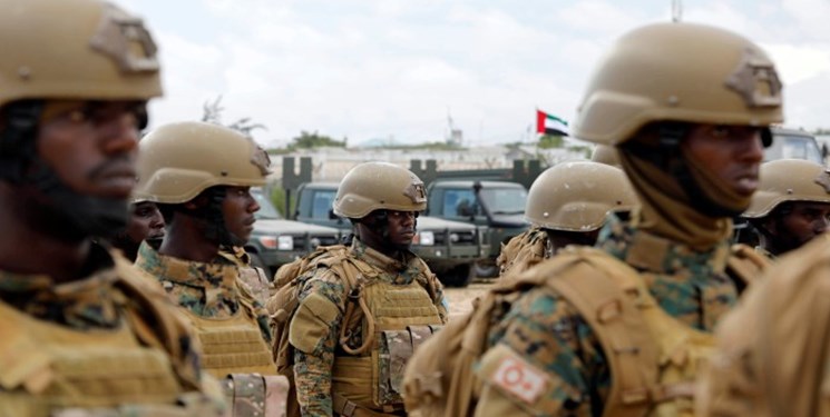یک مسئول یمنی خروج نیروهای اماراتی از تأسیسات بلحاف را تکذیب کرد