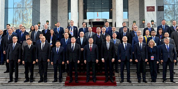 افق‌های جدید همکاری آسیای مرکزی و اتحادیه اروپا؛ اقتصاد محور همگرایی