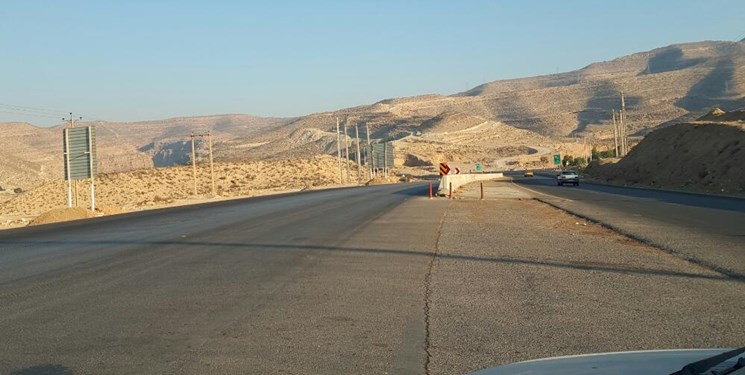 نقطه کور ورودی شهر فیروزآباد، خطری که توجه ویژه مسؤولان را می‌طلبد
