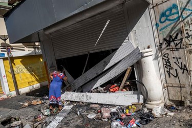 COVID Unrest Paralyzes Guadeloupe