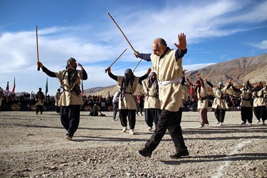 برگزاری آئین سنتی چمر در شهرستان ملکشاهی 