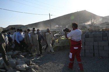 بازدید میدانی محسن رضایی  از مناطق زلزله زده فین 