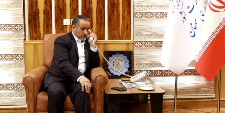 استاندار سمنان رفتار همراهش را با بانوی روستایی جبران کرد/ سلام مادر؛ عذرخواهم!