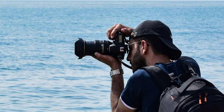 جان باختن هنرمند عکاس چهارمحال و بختیاری در سانحه تصادف