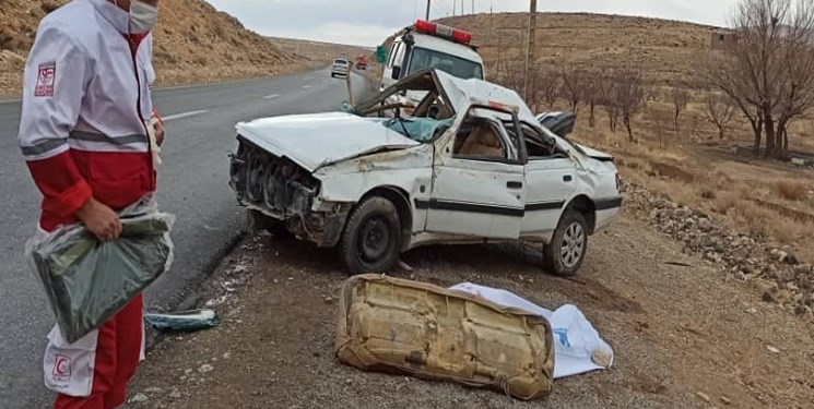 یک کشته در حادثه واژگونی پژو در محور شهرضا به سمیرم
