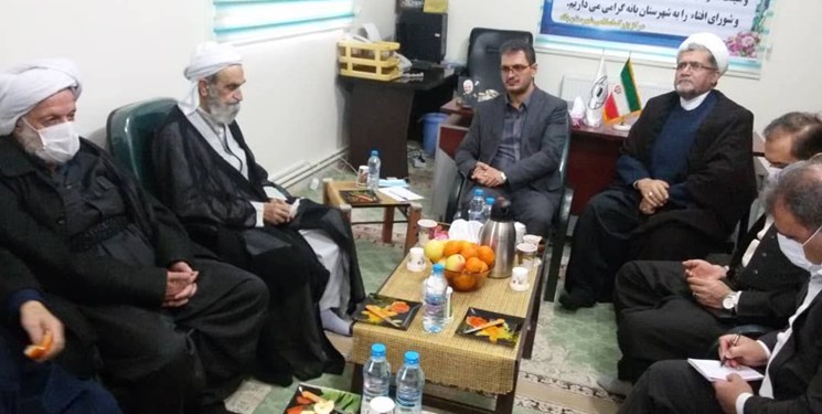رفع مشکل آب شرب و بازگشایی بازارچه‌های مرزی، دو خواسته روحانیون بانه از استاندار کردستان