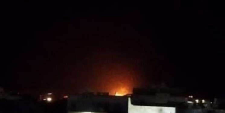 انفجار در فرودگاه «عتق» یمن پس از ورود نیروهای ائتلاف سعودی