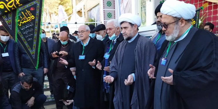 حضور مسئولان پارلمان‌های کشورهای اسلامی در گلزار شهدای کرمان +تصاویر