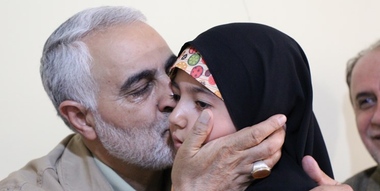 از انگشترهایی که به یادگار ماند تا سجاده‌‌ای که «حاج‌قاسم» آن را طلب کرد