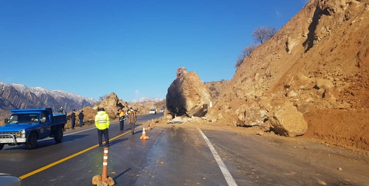 آخرین وضعیت بارش برف و باران در خوزستان/ راه ارتباطی ۱۰ روستا در اندیکا بطور کامل مسدود شد