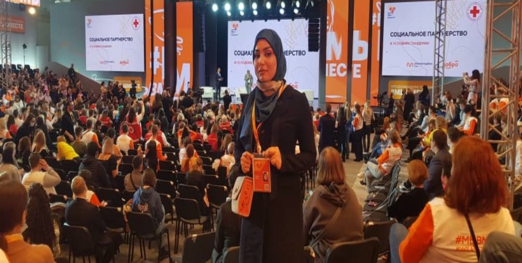 بانویی که محرومیت را به زانو درآورد/ نفر برتر رویداد بین المللی «ما با هم هستیم» از مشکلات می‌گوید