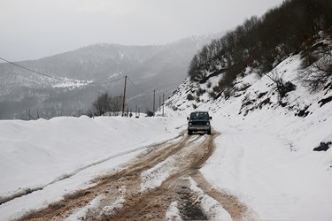 محور كوهستانی شهر مرزن آباد در برف 