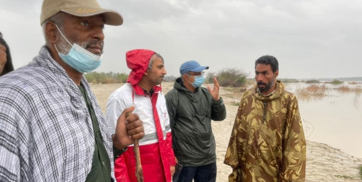 نجات 3 روستای بحرانی میناب به همت سپاه/ خاکریزهای روستاهای تمبک و مازغ کامل شد