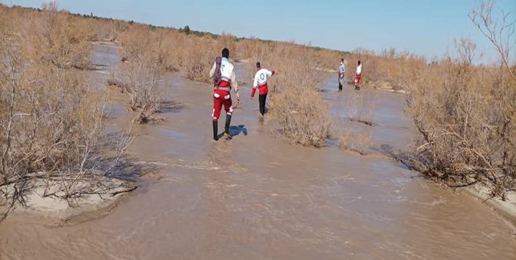 مفقود شدن 2 کودک ریگانی  در اثر سیلاب/ راه ۴۵ روستای ریگان مسدود است