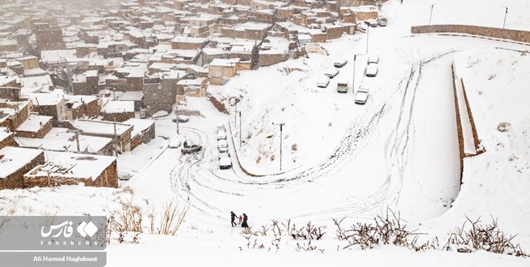 100 روستای مراغه در محاصره برف/ برف برق 30 روستا را قطع کرد