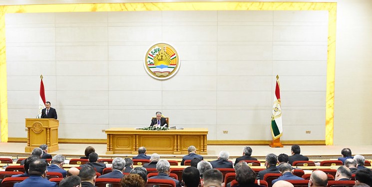 تاکید «رحمان» بر رشد اقتصادی 8 درصدی تاجیکستان در سال 2022