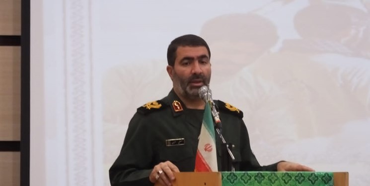 جهادگران میدان داران اصلی خدمت به مردم هستند