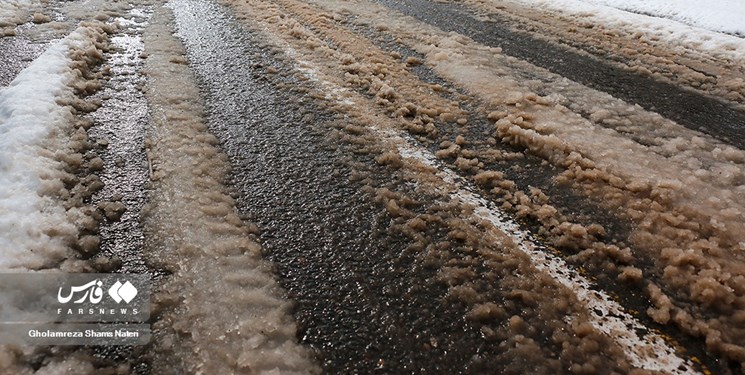 از ترافیک در مسیرهای خروجی کندوان و هراز تا باران و برف در انتظار مازندران
