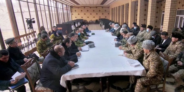 توافق قرقیزستان و تاجیکستان برای عقب‌نشینی نیروهای نظامی از مرز