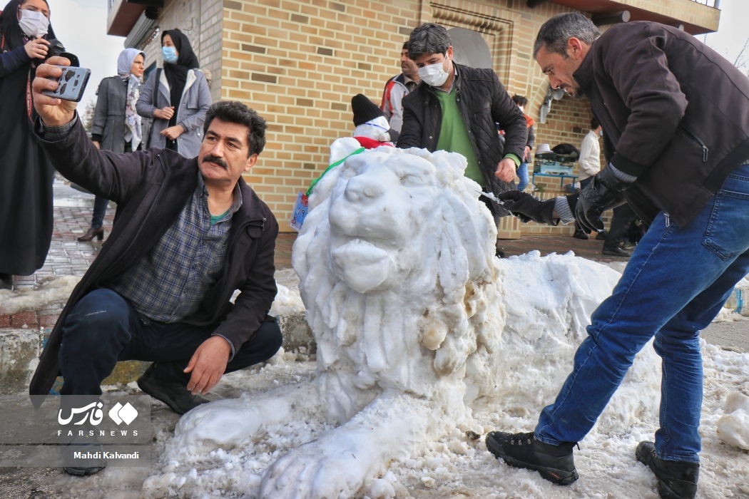 جشنواره آدم برفی در همدان