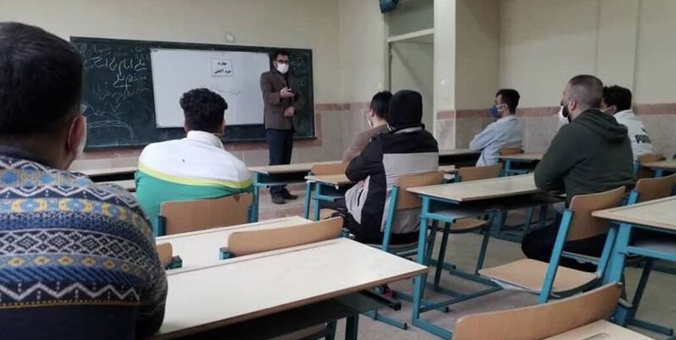 افتتاح مجتمع آموزشی امید در زندان تبریز / تحصیل 250 نفر در زندان تبریز