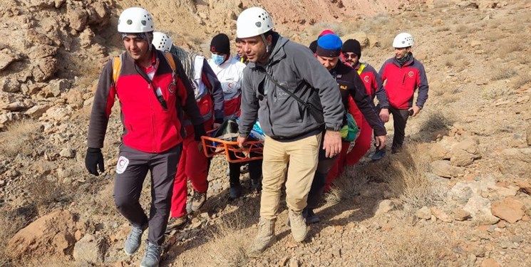 پیکر فرد گم‌شده در ارتفاعات جاده سلامت سمنان پیدا شد