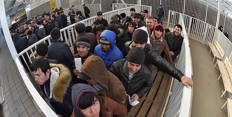 نگرانی قرقیزها از وضع قوانین جدید برای مهاجرین در روسیه