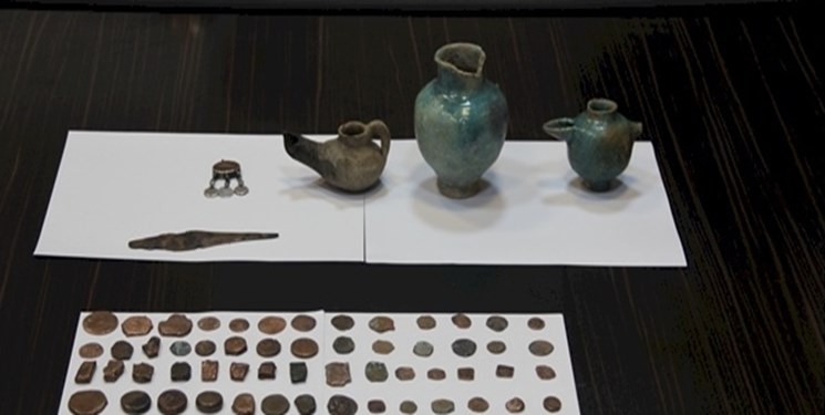 کشف و ضبط ۱۱۷ سکه تاریخی در ابهر