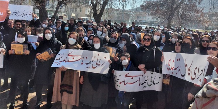 تجمع اعتراضی معلمان در برخی استان‌ها+ فیلم و عکس