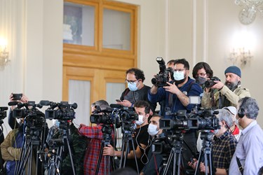 عکاسان و تصویربرداران حاضر در نشست خبری  وزرای خارجه ایران و عمان