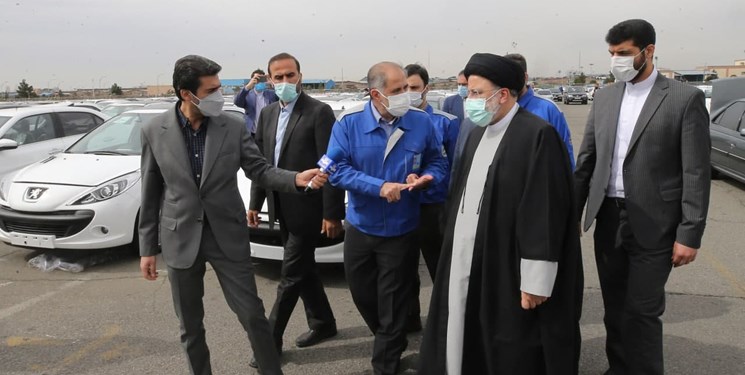 بازدید رئیس‌جمهور از ایران‌خودرو