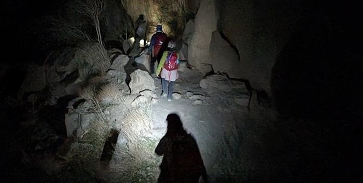 نجات کوهنوردان  گمشده در ارتفاعات «دره تادر» یزد