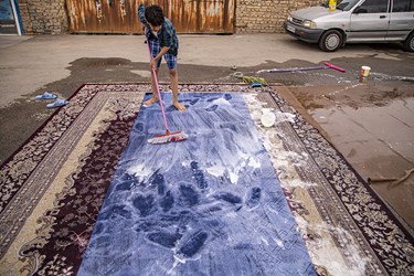 رونق قالیشویی سنتی در روزهای آخر سال