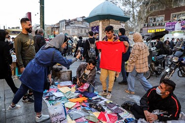 شلوغی بازار بزرگ تهران در آستانه عید نوروز 
