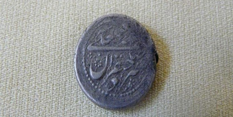 سکه‌های قاجاری با ضرب دارالصفای خوی  برای نخستین بار به نمایش گذاشته شد