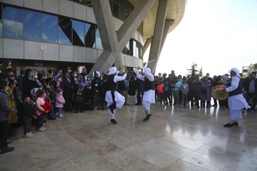 رقص محلی تربت جام در جشنواره نوروزی برج میلاد تهران