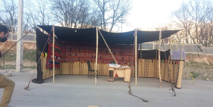 دروازه عتبات| برپایی سیاه چادر در مرز مهران برای زائران اربعین