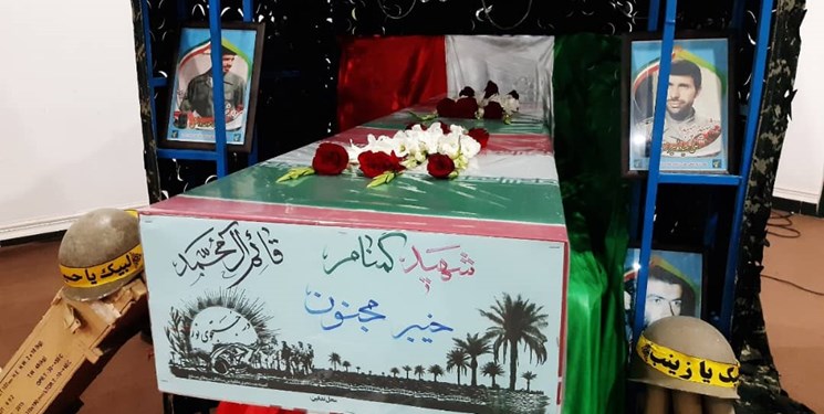 وداع با پیکر سه شهید گمنام در مراسم شب قدر ورامین