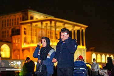  احیای شب بیست و یکم ماه رمضان در میدان امام خمینی(ره) اصفهان