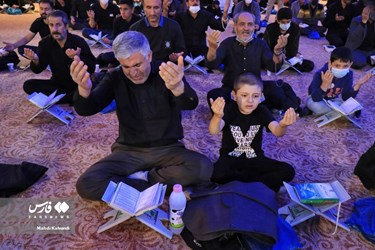 احیای شب بیست و یکم ماه رمضان در همدان