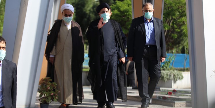 ماحصل سفر نیم روزه رئیس جمهور به استان قزوین/ از حضور در جمع نخبگان تا افطاری در جمع کارگران