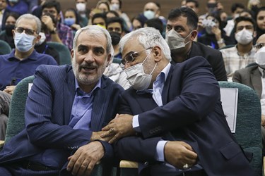 یوسف نوری و محمدمهدی طهرانچی در اختتامیه شانزدهمین دوره مسابقات بین المللی ربوکاپ آزاد ایران