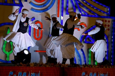 مراسم شب‌های فرهنگی با حضور گروه مسیقی سنتی اقوام در پارک ملل ساری
