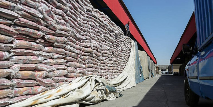 کشف 9 تن برنج قاچاق در خرامه