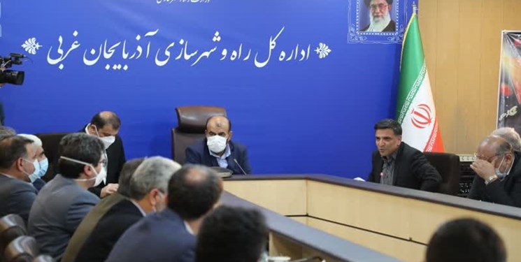 وزیر راه: سرعت بخشی به اجرای طرح‌های نهضت ملی مسکن در اولویت باشد