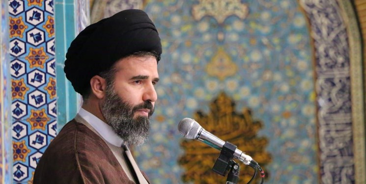 امام جمعه پردیس: با احتکار و گرانفروشی برخورد قاطع شود