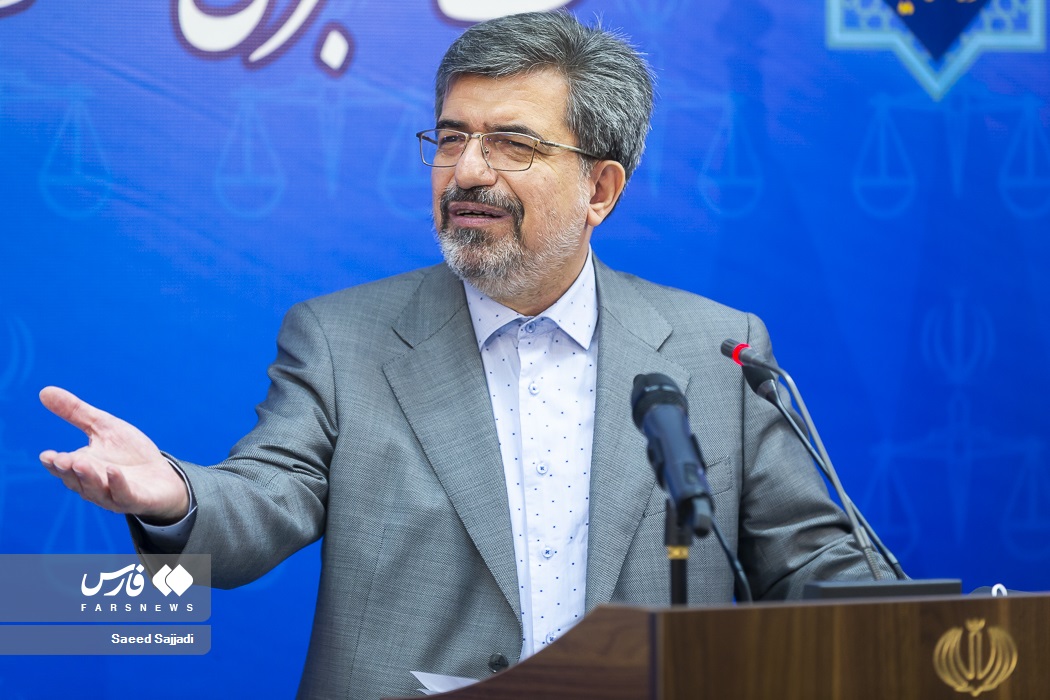 سخنگوي،قوه،مجرمان،سربازان،قضائيه