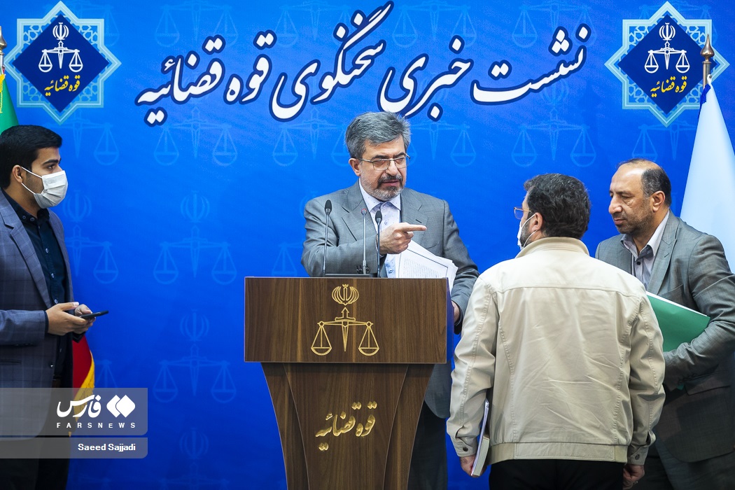 سخنگوي،قوه،مجرمان،سربازان،قضائيه