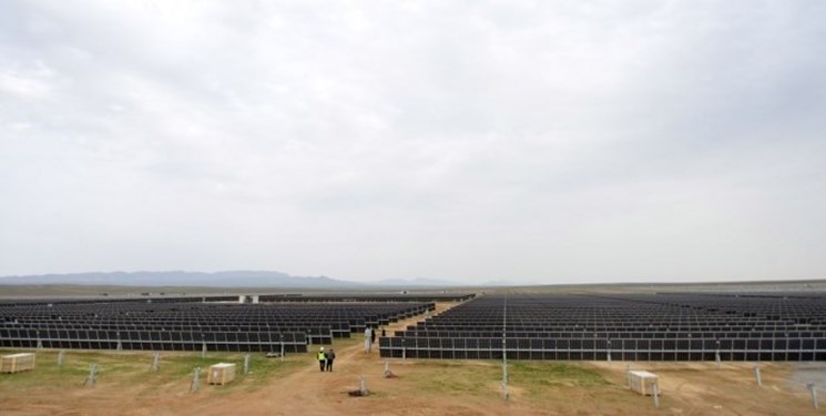 راه‌اندازی نیروگاه خورشیدی 100 مگاواتی در سمرقند با سرمایه فرانسه